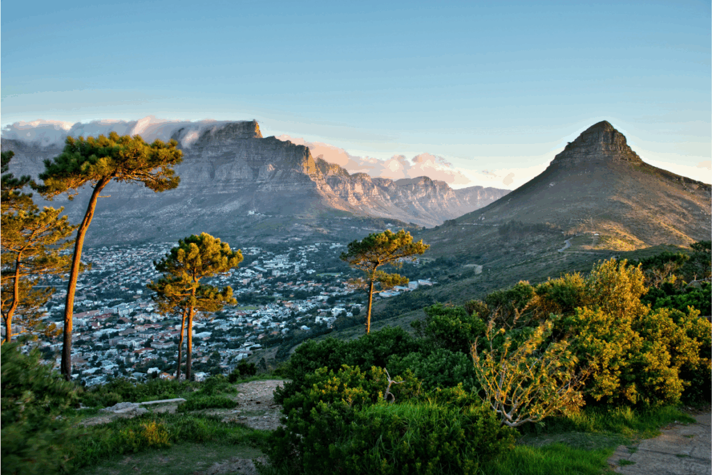 Table Mountain and Leeukop view from Signal Hill